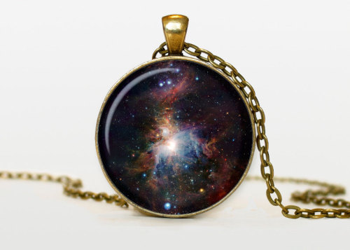 culturenlifestyle:Nebula and Galaxy Inspired Pendants Texas-based shop ThePendantIsland constructs handmade vintage pendants (previously featured here), which pay homage to a variety of themes, including astrophotography. The otherworldly pendants feature