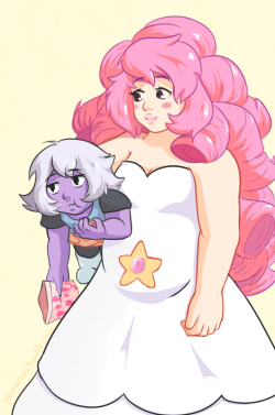 panaran:  I love the size difference between these two, past Amethyst was so smol..