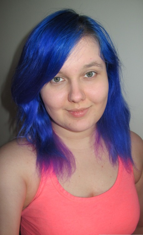 natashastormborn: love my new hair colour