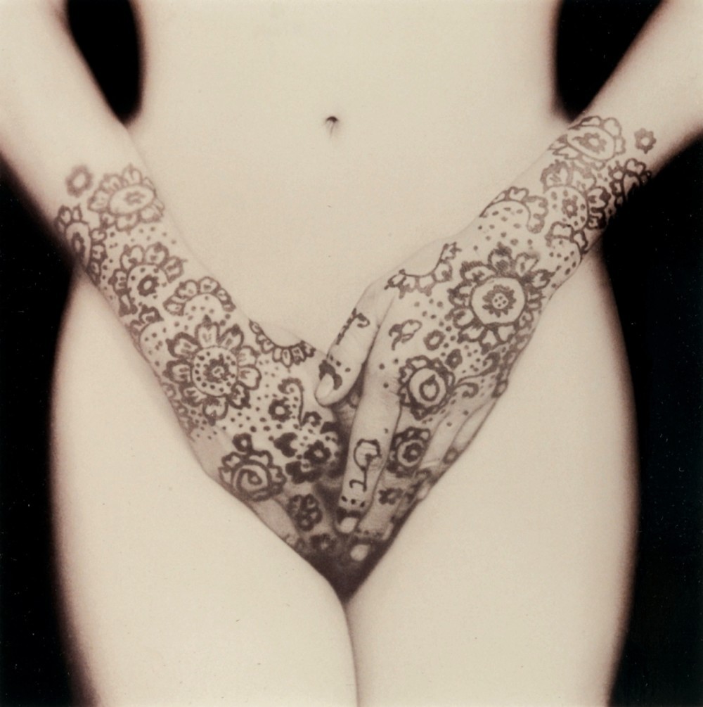 darksilenceinsuburbia:  Desiree Dolron // Self-portrait Sudan, 1991 