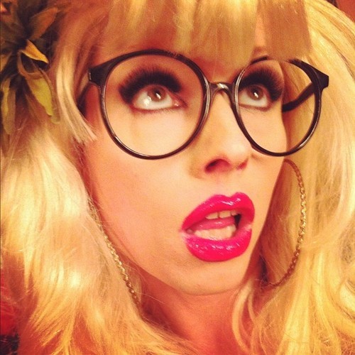taraemory:  It’s me!  Cute as fuck