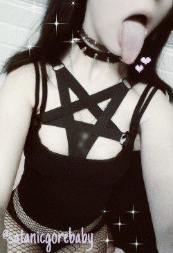 kawaii-bdsm:  It’s our Pentagram Harness  !!  aaawww ♡