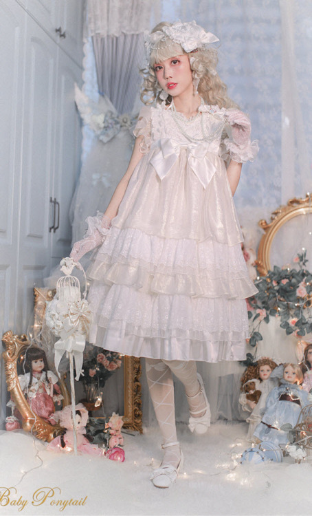 lolita-wardrobe:  New Release: 【-Angel’s Gift-】 Vintage #ClassicLolita JSK◆ Shopping Link >>> https://lolitawardrobe.com/baby-ponytail-angels-gift-vintage-classic-lolita-jsk_p4866.html