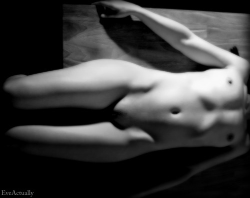 eveactually:Naked