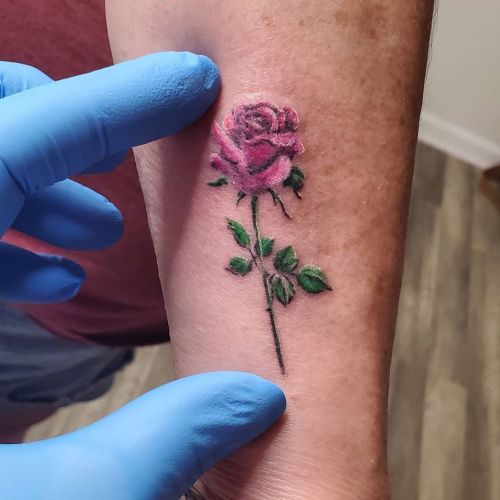 <p>Tiny rose from Saturday.   Thank you for coming in, it was great working with you! <br/>
.<br/>
#ladytattooer #thephoenix #copperphoenix #shelbyvilleindiana #indianapolistattoo #indylocal #do317 #indytattoo #circlecity #waverlycolorco #industryinks #yournewfavoriteink #artistictattoosupply #fkirons #indianaartist #wearesorrymom #rosetattoo #tinytattoos #tinytattoo #rose  (at Shelbyville, Indiana)<br/>
<a href="https://www.instagram.com/p/CUI38XQLwX2/?utm_medium=tumblr">https://www.instagram.com/p/CUI38XQLwX2/?utm_medium=tumblr</a></p>