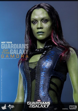 actorswithactionfigures:   Hot Toys displayed their GUARDIANS OF THE GALAXY action figures (Star-Lord, Rocket, Groot, etc) at San Diego Comic-con this year, and now studio pictures of their 1/6 scale GAMORA figure, modeled on actor Zoë Saldaña, has
