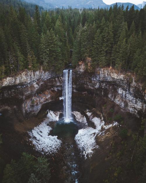Waterfall, British Columbia, Canada [1200x1500] [OC] - laurentkatzer - EarthPorn