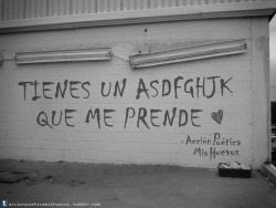 accionpoeticamishuevos:  Tienes algo inexplicable &lt;3  