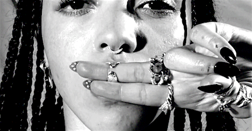 ipodmini:  FKA twigs - Good To Love 