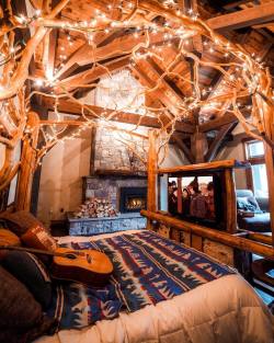 Wild-Cabins:kyle Finn Dempsey  Always A Reblog, Because This Is Goals Af 