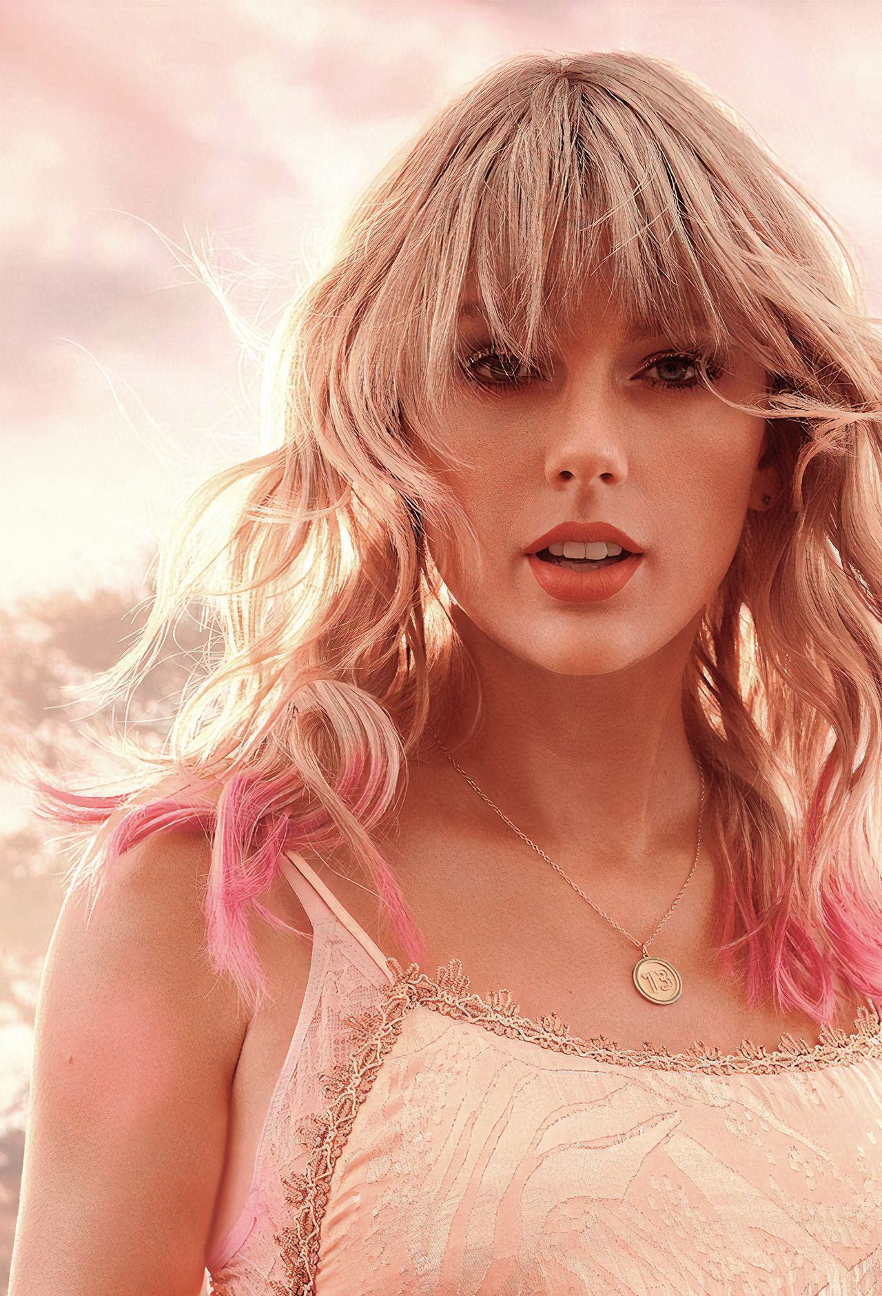 taylorsmainbitch:Taylor Swift for Entertainement Weekly (◕‿◕✿) 