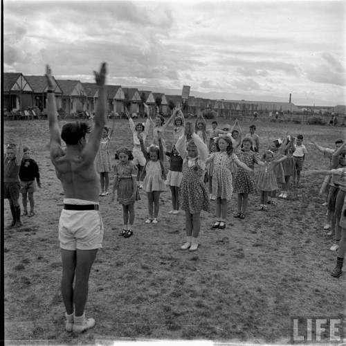 Butlin’s Holiday Camp(Mark Kauffman. 1949)