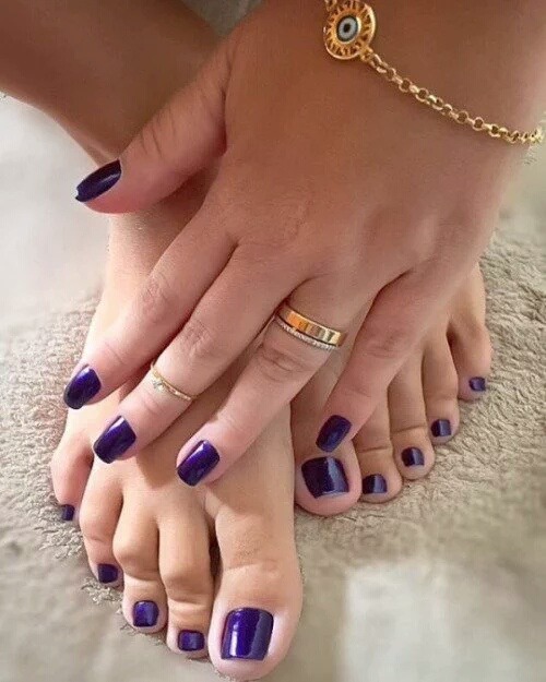 Sexy Purple Feetures…