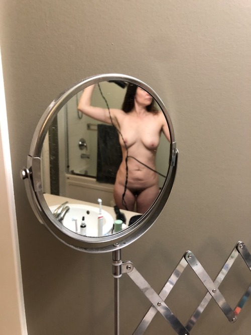 wifeandinudesandsuch:  Wife getting fancy a while ago.  Forgot to post.https://wifeandinudesandsuch.tumblr.com