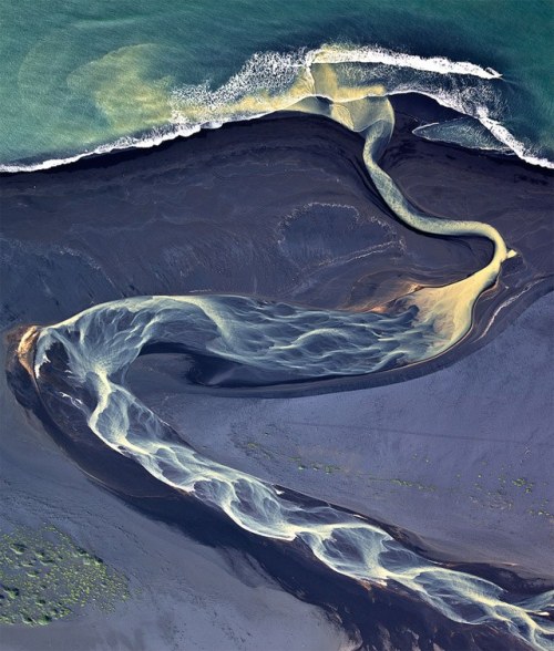 earthstory: Braided river in Iceland An aerial photo resembling abstract art of a river flowing ove