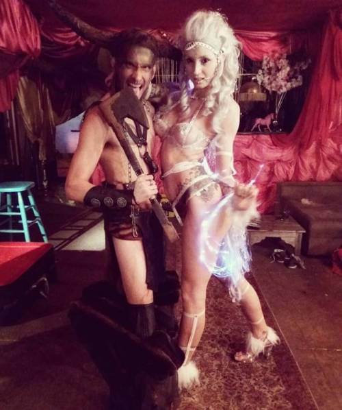 Me and my pet minotaur last night ❤ another awesome night at the house of red doors&hellip; such