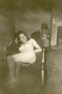 Vintagenamelessamateurs:   Vintage Nameless Amateurs - Your Daily Dose Of Private
