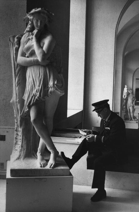 afroui:  Henri Cartier-Bresson Louvre Paris porn pictures