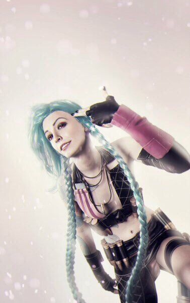 Cosplayer- Manyasha Fandom- League of legends JinxPhoto- Torati More my cosplay see on my page;)