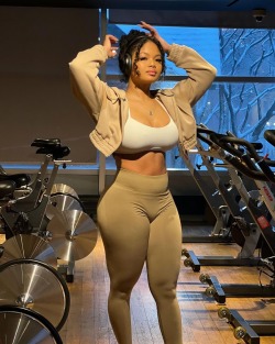 fitnesskingsandqueens:IG @bellsebobo