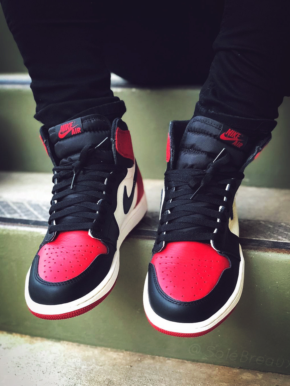 air jordan bred toe 2018