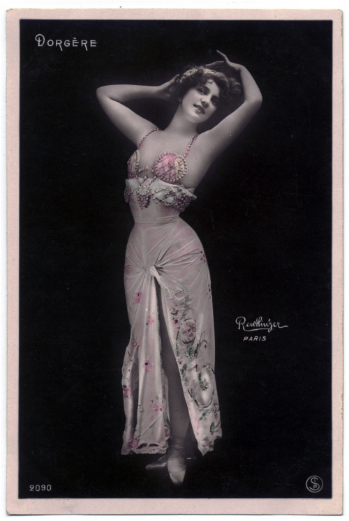 French actress Arlette Dorgère by Léopold-Émile Reutlinger