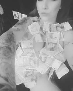 Money money money makes me Cum by harmonyreigns