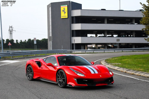 Starring: Ferrari 488 Pista  By Foto By S.T