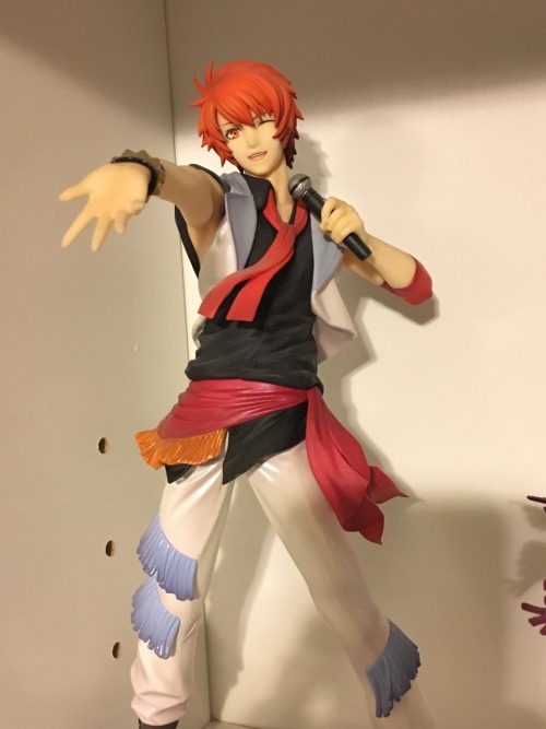 UTAPRI MAJI 1000% FIGURES FOR SALE Hate to do this but I’m leaving to Japan in a week and I de