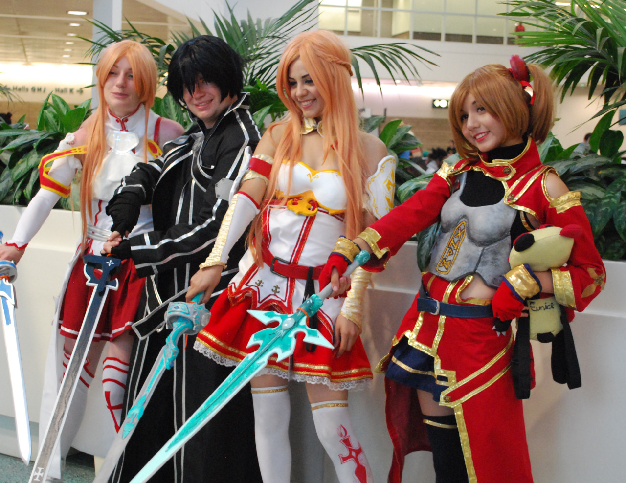 drakonlord:  A couple really nice cosplays I took from day one and two of Anime Expo