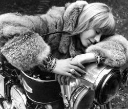 heresjohnnyinmymind:  Marianne Faithfull 