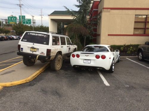 pr1nceshawn:  Some people make parking way more difficult than it needs to be. 
