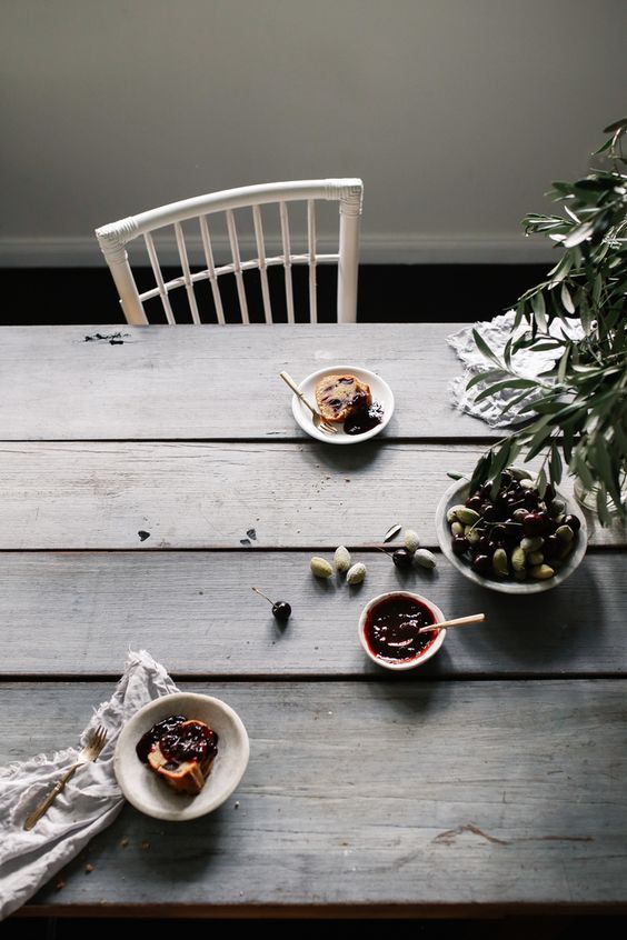 grayskymorning:  Lean + Meadow 