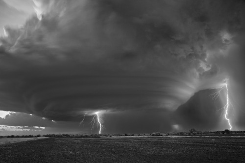 landscape-photo-graphy: Dramatic Black and White Storms Photographed Raging Across Rural America P