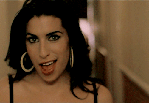 amyjdewinehouse:In My Bed by Amy Winehouse, dir. Paul Gore, 2004
