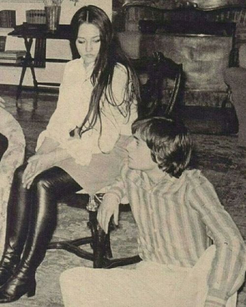 Leonard Whiting and Olivia Hussey on set of Romeo and Juliet