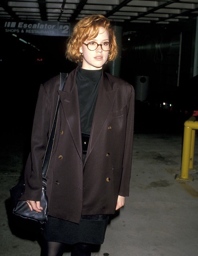 80s-madonna: Molly Ringwald at Miss Firecracker’s premiere, 1989 