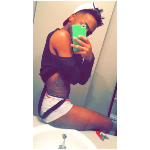 SUBMIT YOUR CAKES