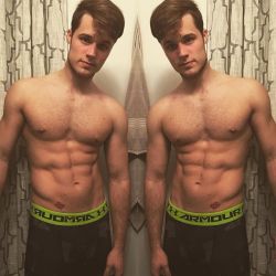 underlads: The hottest guys in their underwear