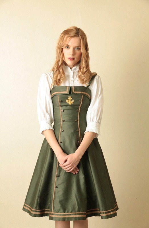 steampunk-girl:  Steampunk GirlSteampunk Girl Twitter