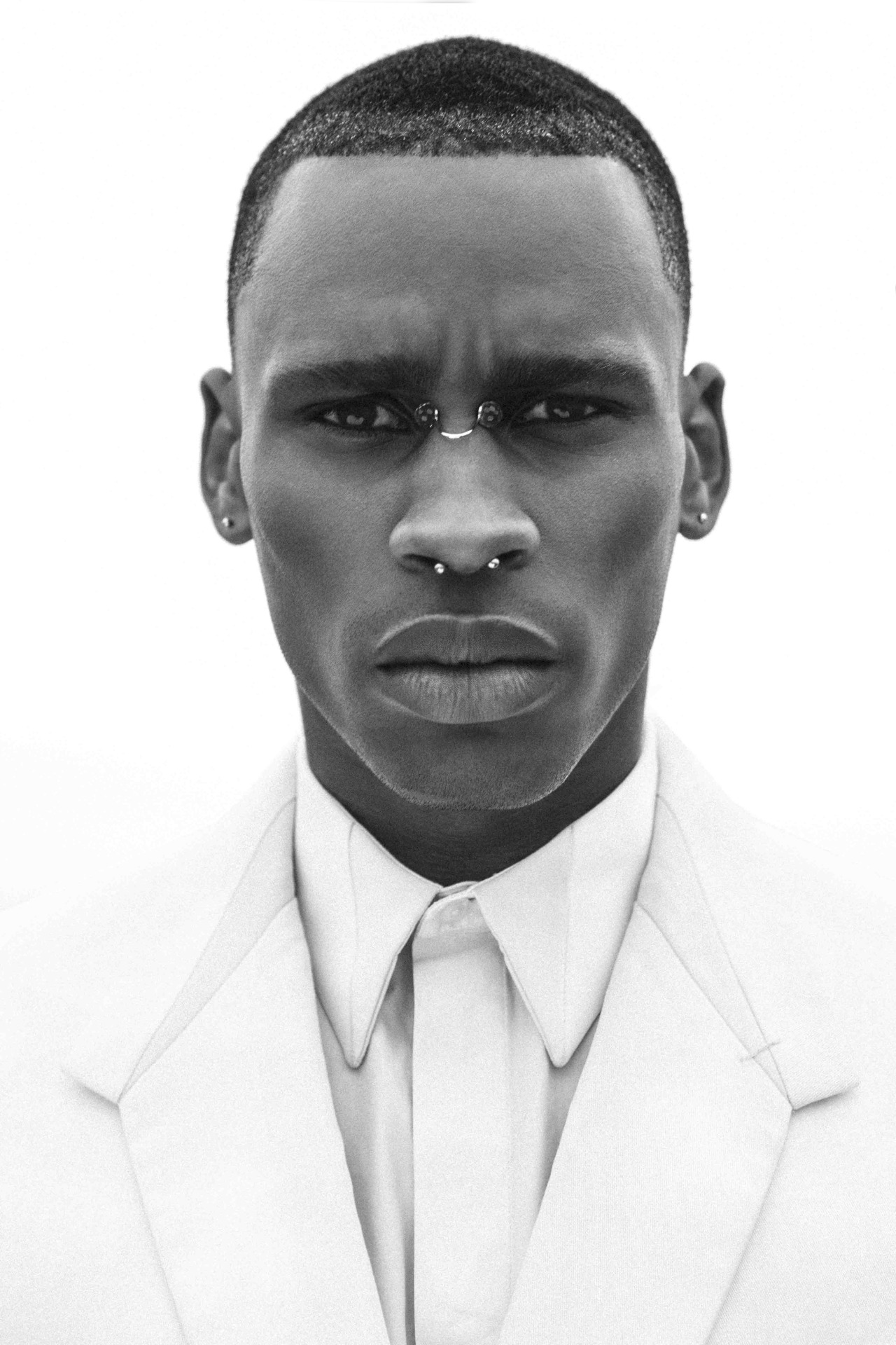 ramenflavoredpunani:  hisversionofevents:  Is you trying to get married? How do you