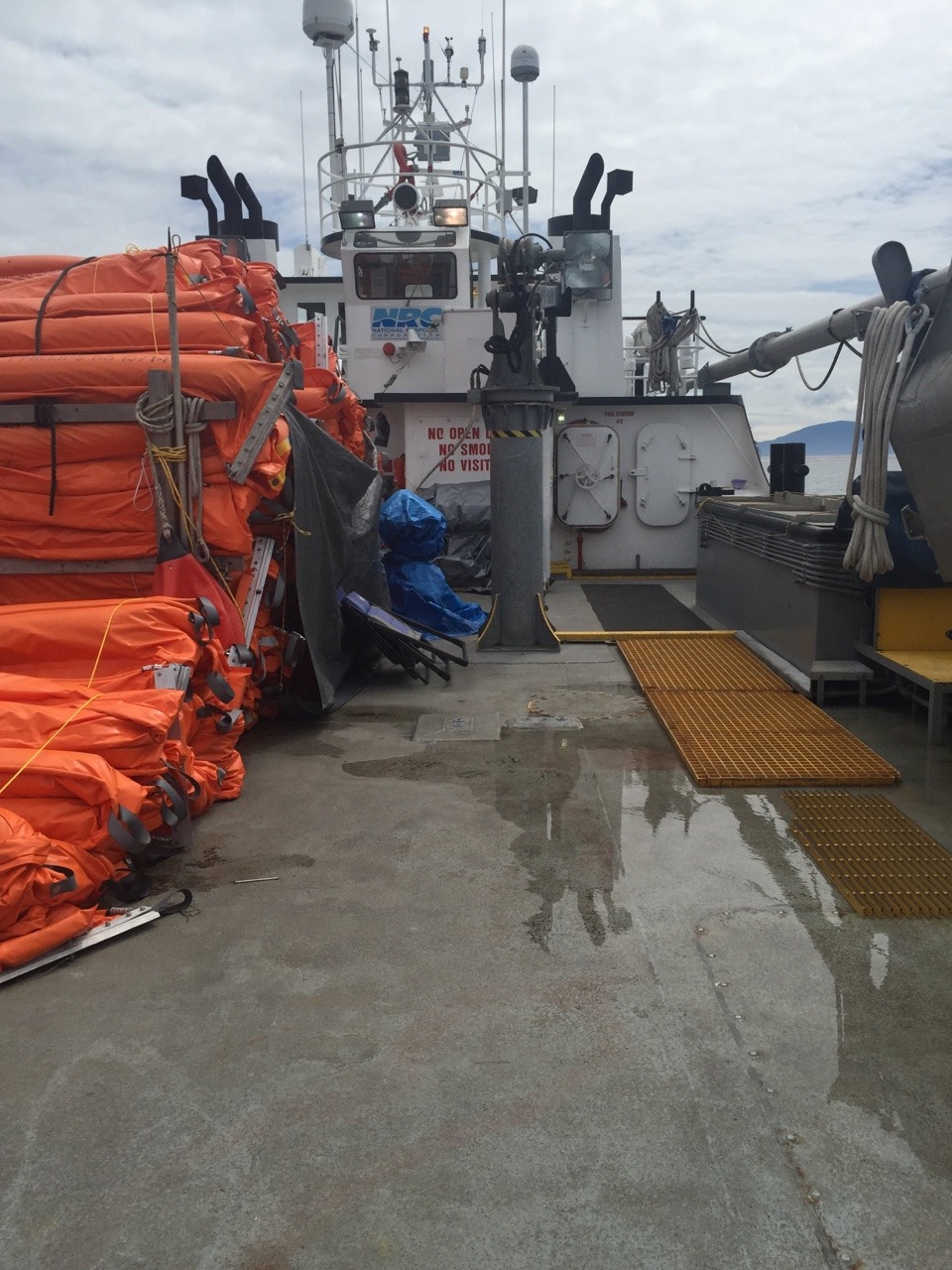 Working on the boat for a week … Bored so keep me company!