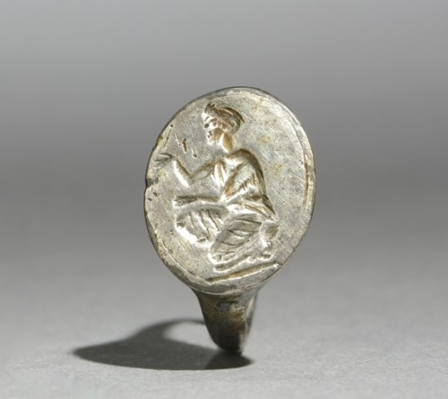 cma-greek-roman-art:Finger Ring, 300, Cleveland Museum of Art: Greek and Roman ArtSize: Diameter: 2 