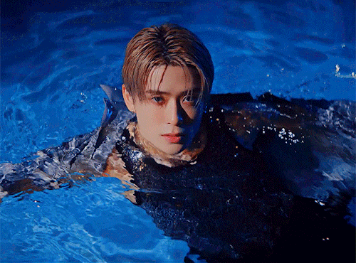 NCT DOJAEJUNG // PERFUME
