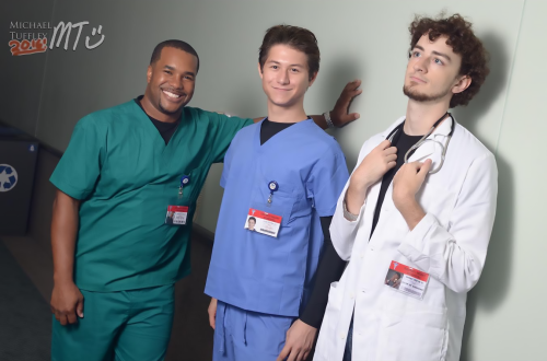 cpt-tightpants:I’m No SupermanPictures of our Scrubs group we did for Halloween!@welpwomp​ as Doctor