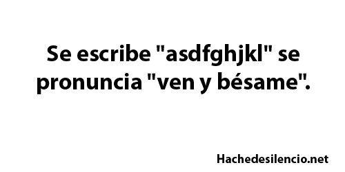 tomolechedefrutillalml:  eres taaaaaaaaaaaan ven y besame <3