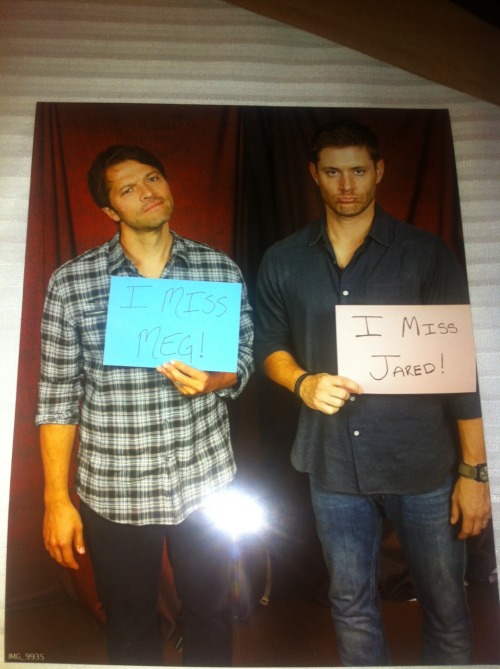 stenovrain: for-convenience: jaredbottoms: So basically my brother bought me a Jensen Misha photo