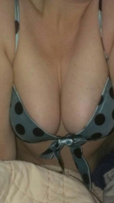 idahocouple1:  soccer-mom-marie:  @idahocouple1