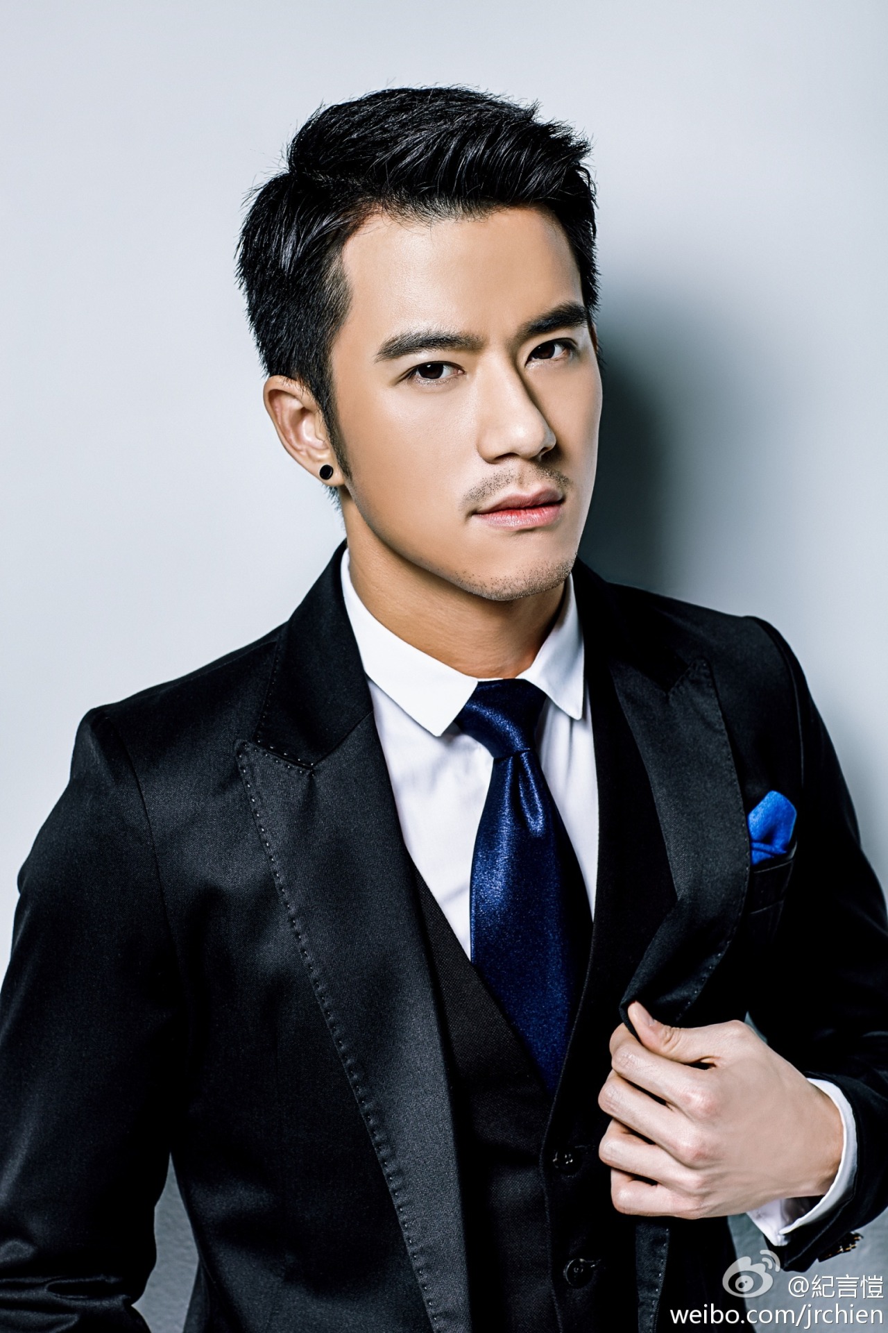 vernonlqchan:  Taiwan sexy famous actor JR!