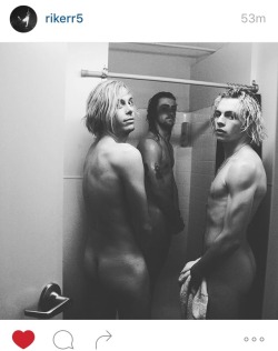 hotfamousmen:  Ross, Rocky and Riker Lynch